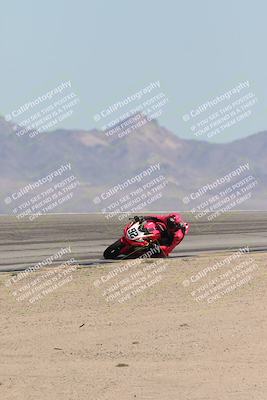 media/Oct-05-2025-CVMA (Sun) [[beeef4f201]]/Race 7-Middleweight Shootout/